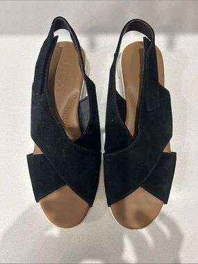 The Flexx Black Suede Slingback Sandals by Flexx- Size 9